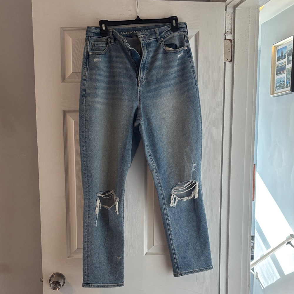 American Eagle Curvy Mom Jeans